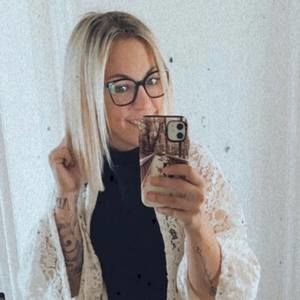 Meet your Posher, Maryka